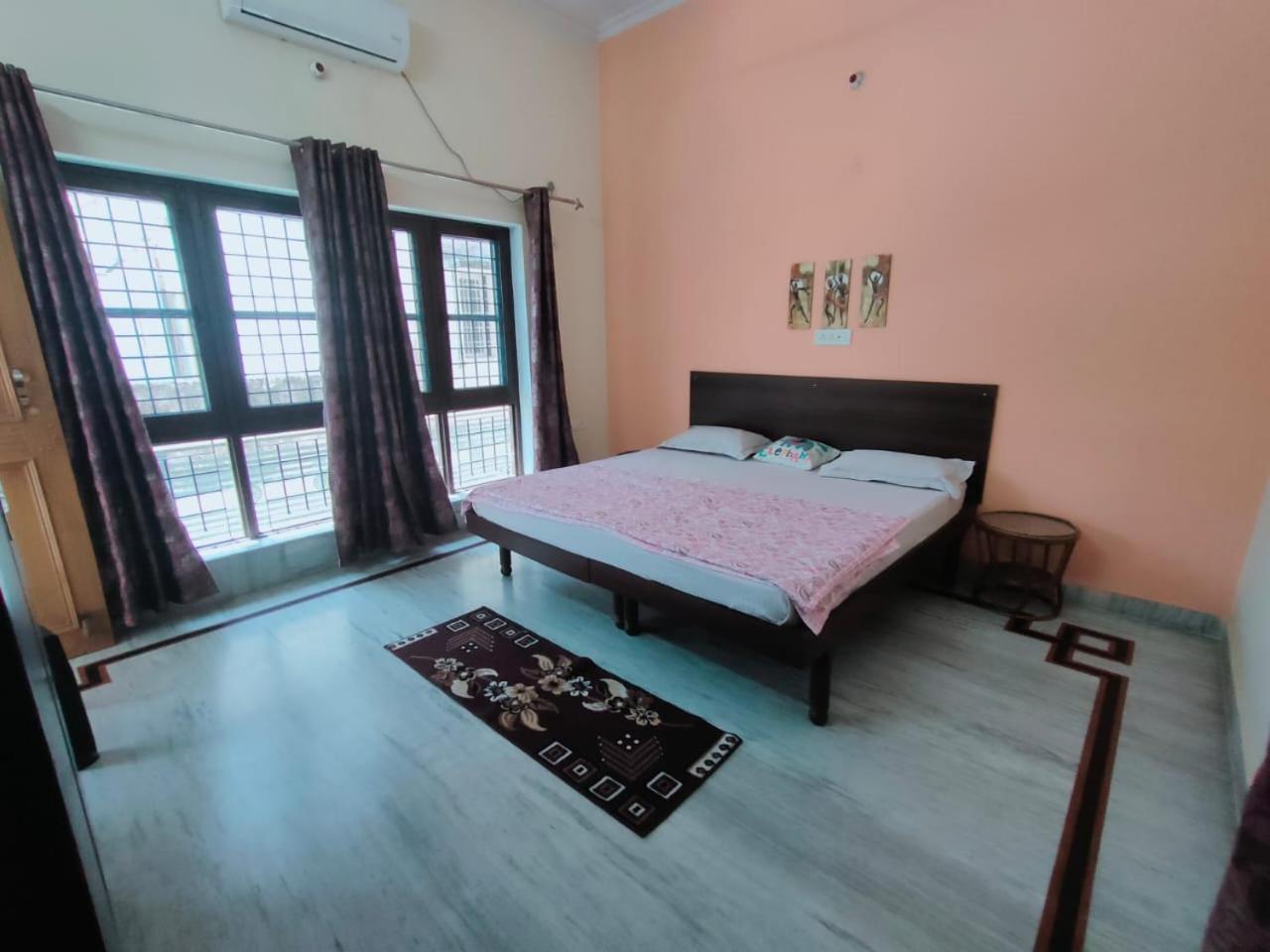 Nature View Homestay Dehradun Værelse billede
